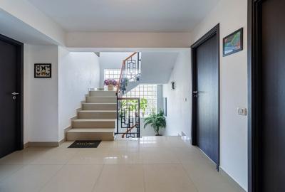 Casă cu 7 camere cu Canalizare în 23 August (Cațelul) - 18