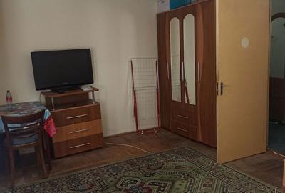 Garsonieră decomandată în Central - 7