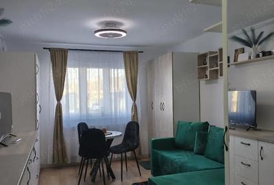 Garsonieră decomandată în Central - 2