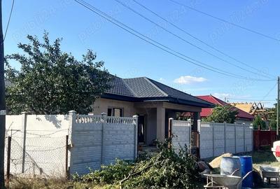 Casă cu 4 camere cu Teren 400 Mp în Amara - 6
