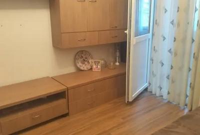 Apartament cu 4 camere decomandat, mobilat în 1 Mai - 5