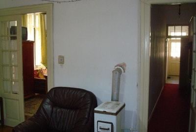 Apartament cu 5 camere semidecomandat în Gara de Nord - 17