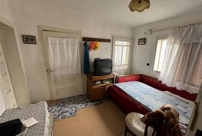 Casa si teren de vanzare in Tifesti - Sat Olesesti 30.000 Euro - 7