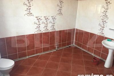 Casă cu 11 camere cu Teren 1700 Mp în Central - 5