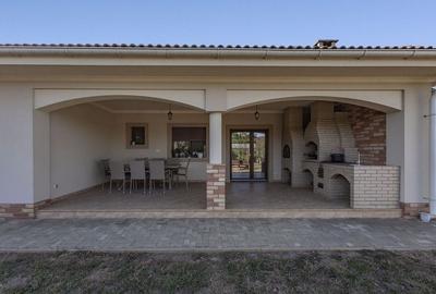 De Vanzare | Vila Lux | Teren 1000 mp | 226mp utili | 3 Bai | Garaj - 32