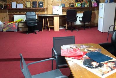 Spațiu comercial, de 300 mp, în 1 Mai - 3