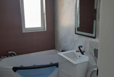 Apartament cu 3 camere semidecomandat, mobilat în Florești - 12
