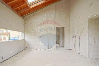 Casa spa?ioasa la gri, 4 camere, 3 bai, teren 500 mp ... - 25