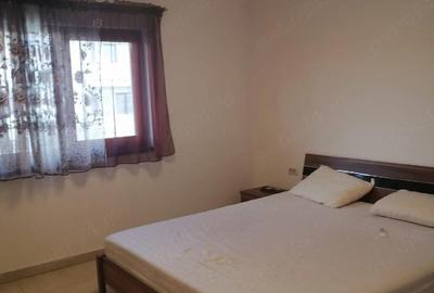 Apartament cu 2 camere semidecomandat în Giroc