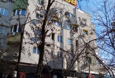 Apartament cu 3 camere decomandat în Aviației - 10