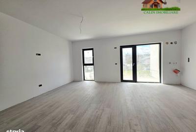 Casă cu 4 camere cu Teren 150 Mp în Rediu - 2