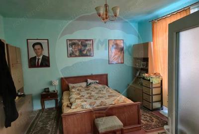 Casa / Vila cu 4 camere de vanzare in zona Sud-Est - 3