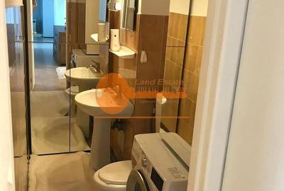 Apartament cu 3 camere decomandat, mobilat în P-ța Romană - 4