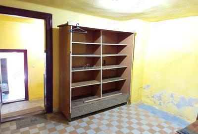 Oravita, Spatiu Comercial, Pret Negociabil - 10