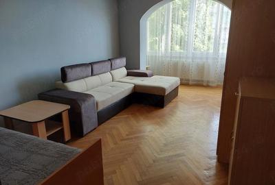 Apartament cu 2 camere decomandat în Central - 2