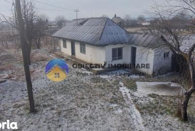 Casă cu 2 camere cu Teren 2089 Mp în Central - 9