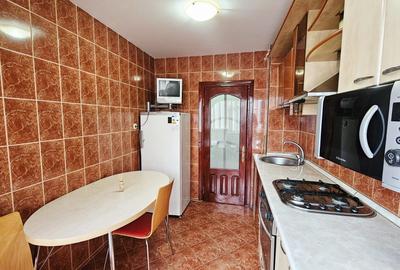 Apartament cu 2 camere decomandat în Micro 17 - 6