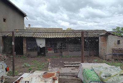 Casă cu Teren 2877 Mp în Tomnatic