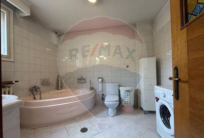 Casa / Vila cu 8 camere de vanzare in zona Industriil... - 1