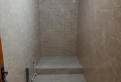 Casă cu 3 camere cu Teren 860 Mp în Pietroasele - 5