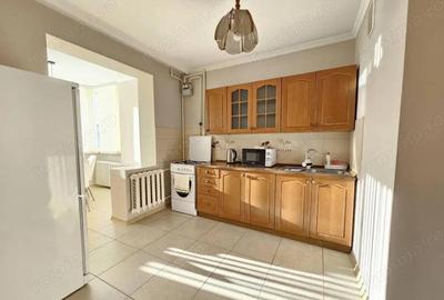 Apartament cu 2 camere decomandat în Berceni