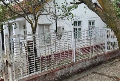Casă cu 5 camere în Murani - 2
