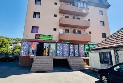 Apartament de 2 camere, 70 mp utili, cu parcare subterana si boxa