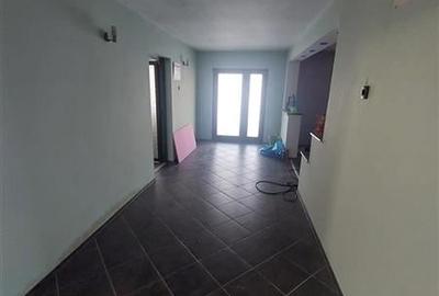 Casă individuală cu 6 camere cu Teren 887 Mp în Exterior Est - 7