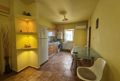 Apartament cu 3 camere de inchiriat in zona Central Tomis 2 Constanta - 5