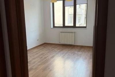 Casă cu Teren 200 Mp în Dorobanți