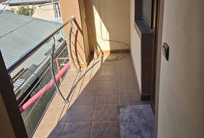 Sector 3 Titan,cartier 23 August,vanzare 2 vile gen duplex pentru 2 familii - 2