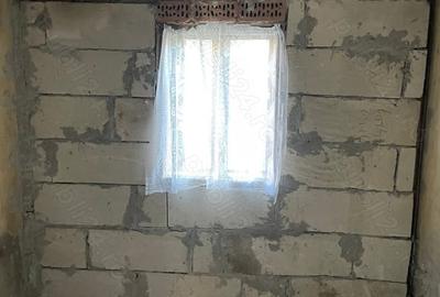 Apartament cu 2 camere decomandat în Drăgășani