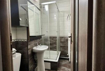 Apartament cu 4 camere decomandat în Central - 3