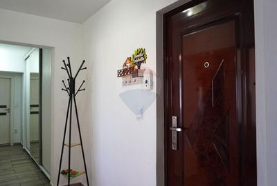 Apartament cu 3 camere decomandat în Calea București - 12