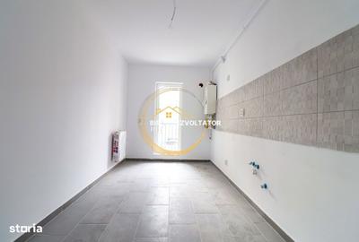 Apartament cu 2 camere decomandat în Titan