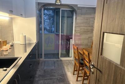 Apartament cu 3 camere decomandat, mobilat în Gorjului - 10