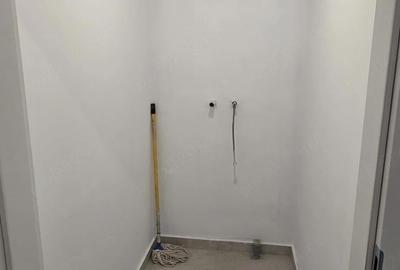 Spațiu comercial, de 83 mp, în Central - 5