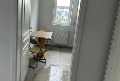 Bloc nou,et II, decomandat, mobilat, Calea URSENI. - 13