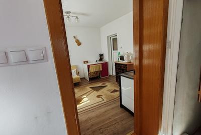 Casă cu 3 camere cu Canalizare în Central - 5