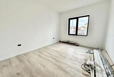 Casă cu 3 camere cu Teren 370 Mp în Bucovăț (Remetea Mare) - 2