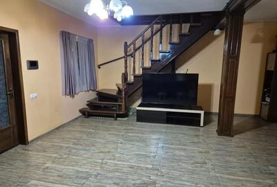 Casă individuală cu 3 camere cu Canalizare în Cazasu - 1