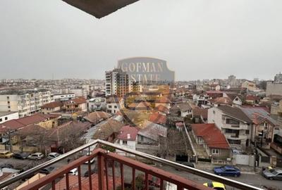 Apartament cu 3 camere decomandat, mobilat în Trocadero