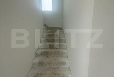Casă cu 5 camere cu Teren 600 Mp în Central - 11