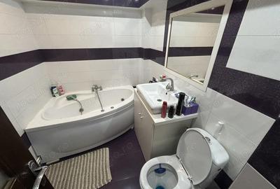 Apartament cu 3 camere semidecomandat în Tomis II - 6