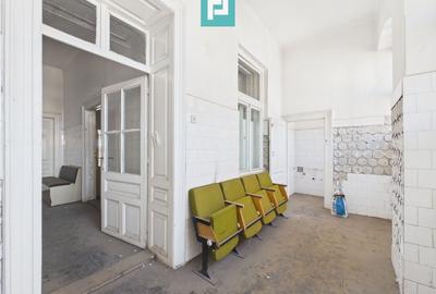 Casă individuală cu 15 camere cu Canalizare în Central - 3