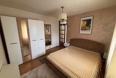 Apartament cu 3 camere decomandat, mobilat în Central - 4