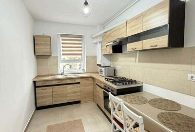 Apartament cu 2 camere decomandat în Tractorul - 3