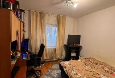 Apartament cu 2 camere decomandat în Podul de Fier - 2