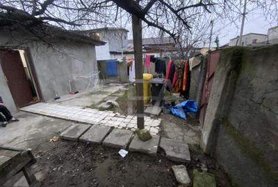 Casa-Decomandata- Sector 5 - 8