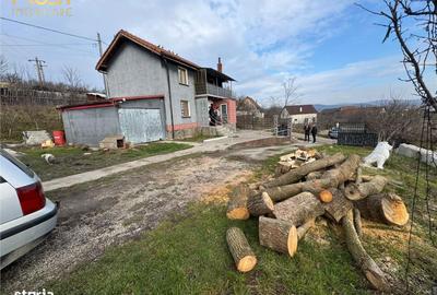 Casă cu 3 camere cu Teren 730 Mp în Răscruci - 1